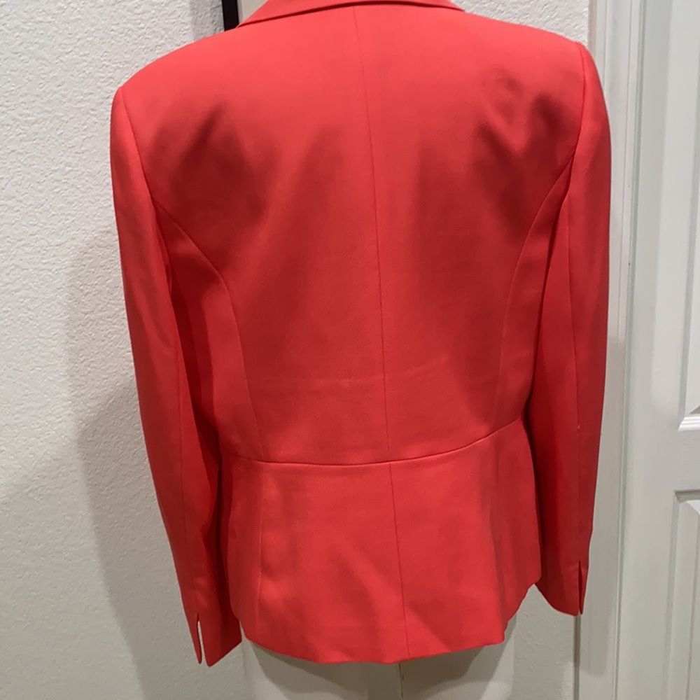 Two Piece Business Suit w/Scarf - Picture 4 of 7